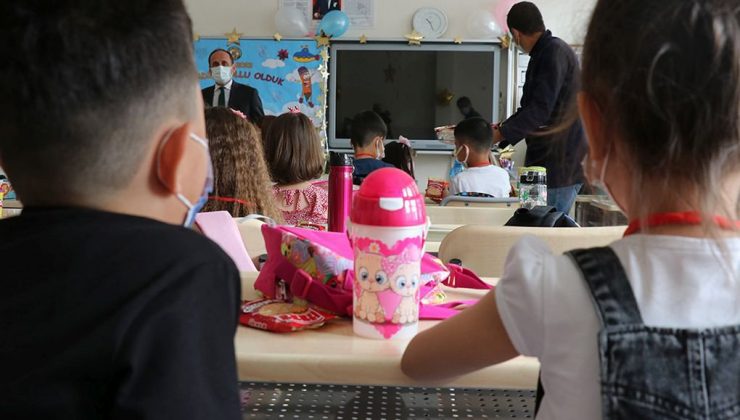 Hollanda’da parasızlıktan okula aç giden 11 yaşındaki öğrenci sınıfta bayıldı