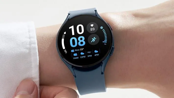 Samsung Galaxy Watch 6, kavisli ekranla geliyor: Pixel Watch’a benzeyecek