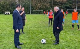 Hollanda’da, Türkiye Cumhuriyeti’nin 100. yılı etkinlikleri kapsamında futbol turnuvası düzenlendi